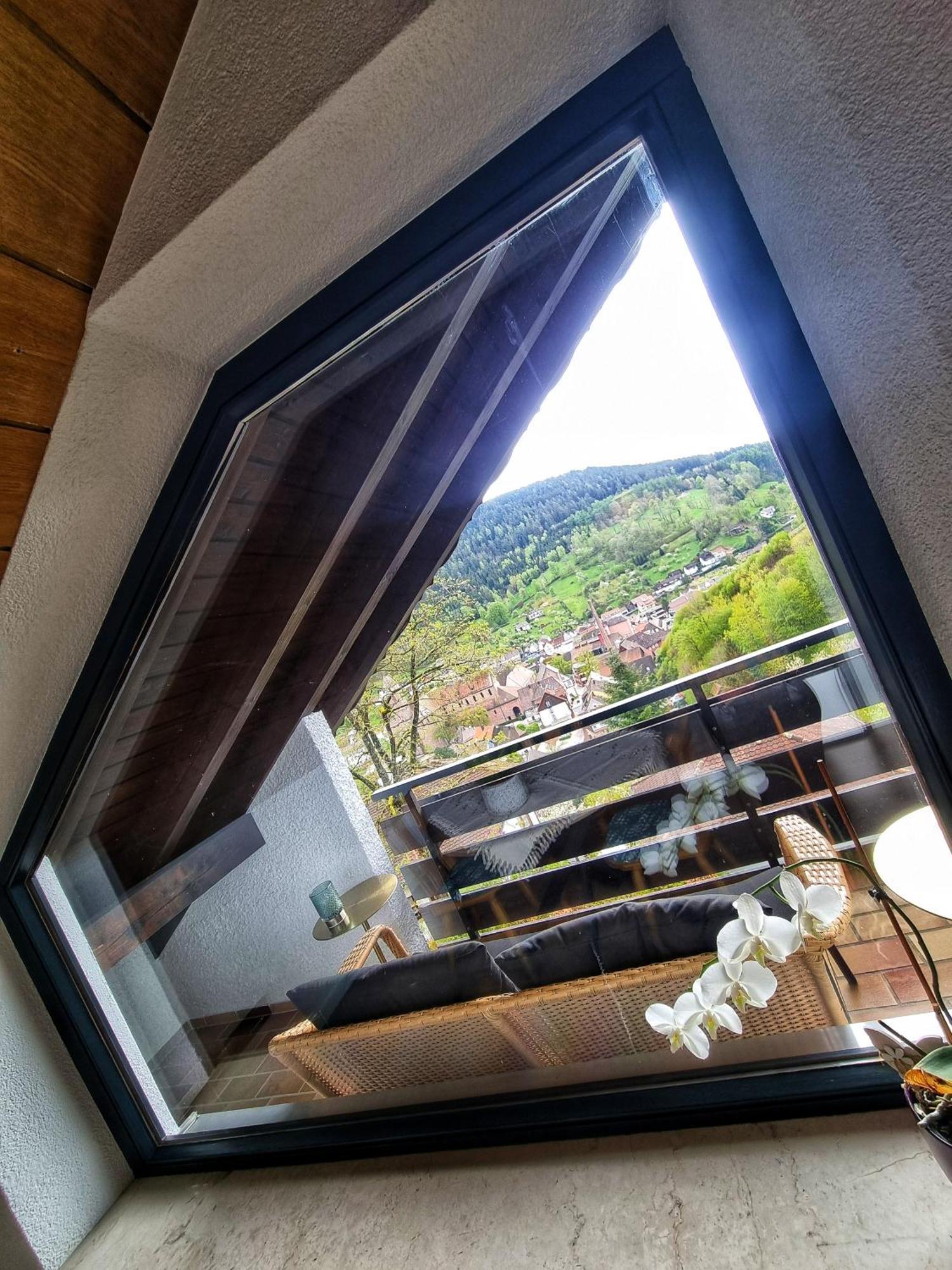 Апартаменты Miu'S Roof Альпирсбах Экстерьер фото