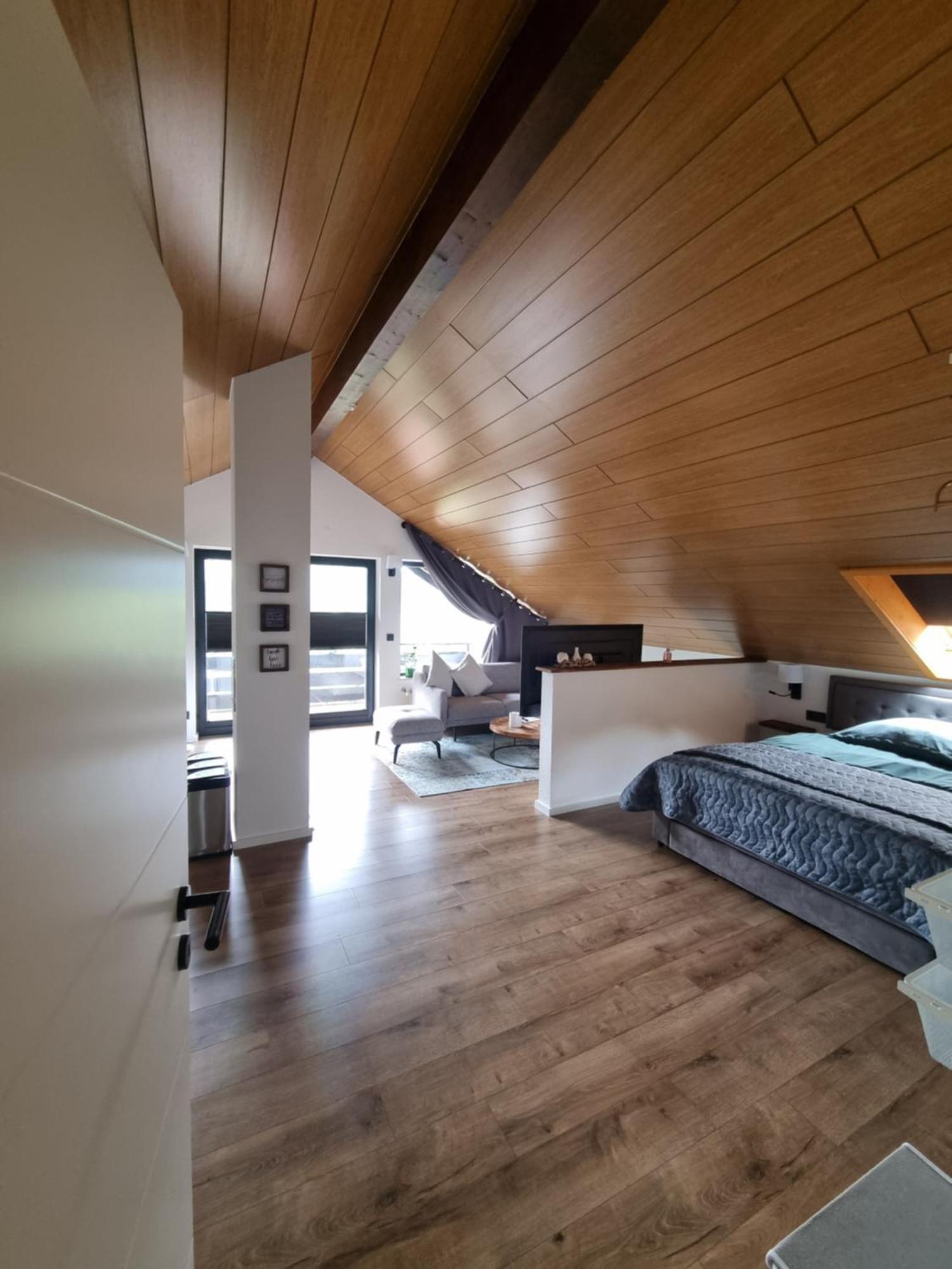 Апартаменты Miu'S Roof Альпирсбах Экстерьер фото